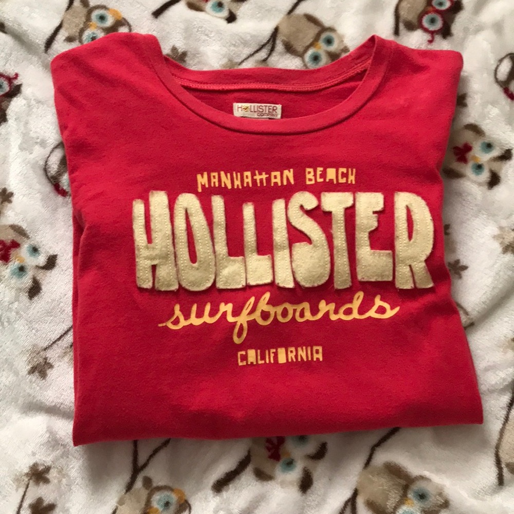 🎈Hollister Red Shirt🎈